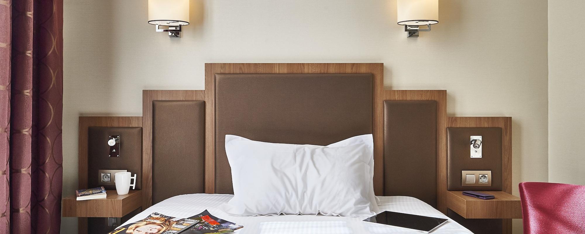 Western Premier Hbeo Centre Hotel 4*
